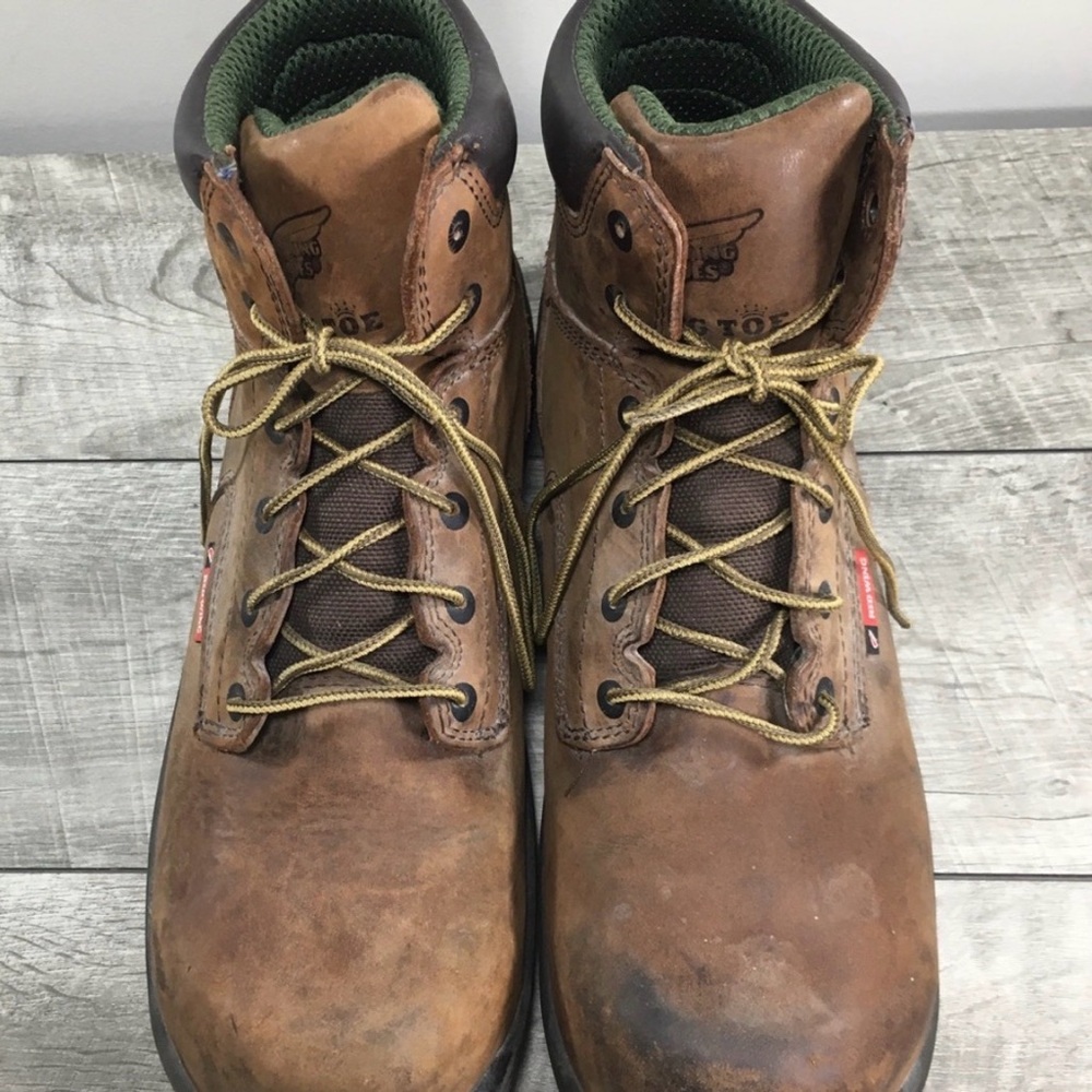 Red Wing Shoes Rustic Brown Leather Boots - Picture 3 of 10